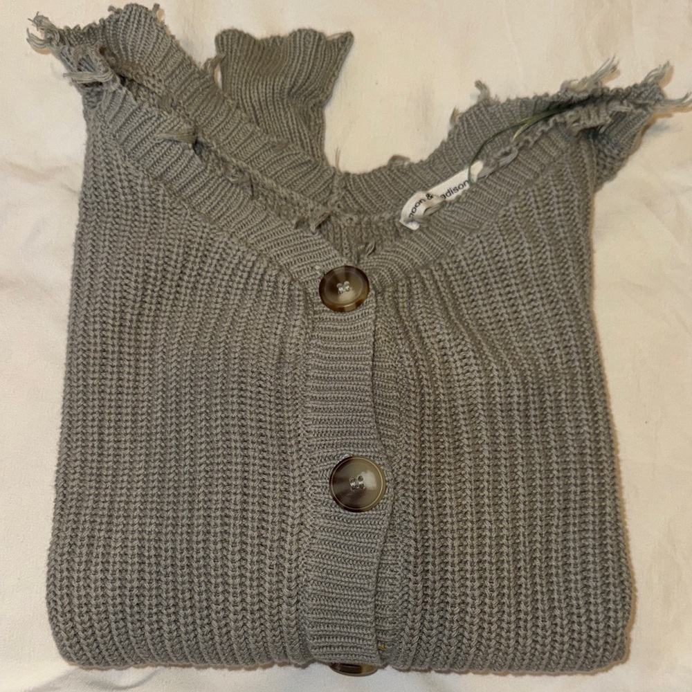Moon & Madison Button-Up Cardigan